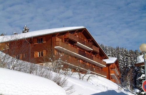 Les Saisies Apartment | 150m from ski slopes, 1st floor, view ski slopes, balcony, ski locker, 34m², Les Saisies
