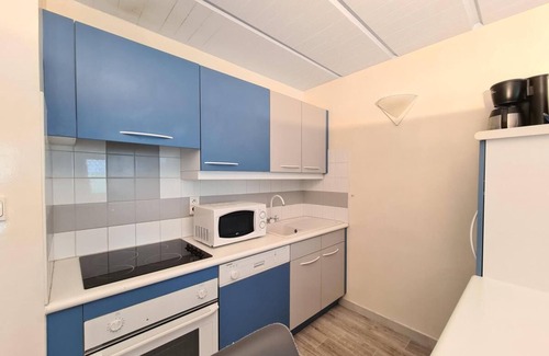 Flaine Apartment | 150m from ski slopes, 4th floor, view ski slopes, tv, 43m², Flaine
