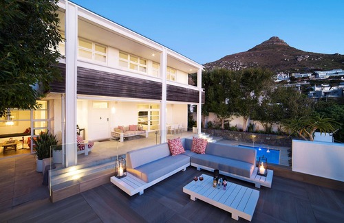 Hout Bay Villa | 150m to the most beautiful beach of Cape Town - Llandudno Beach