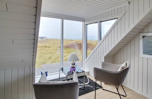 Lild Strand House | 152 m² House ∙ 3 bedrooms ∙ 8 guests