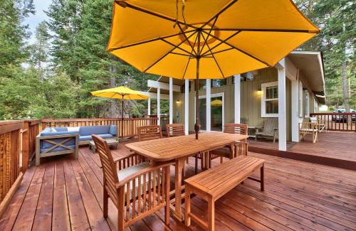 Country Club Estates House | 1540TS Snowy Owl Cabin