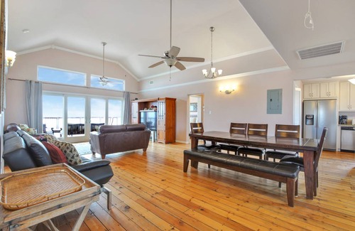 Jamaica Beach House | 155 m² House ∙ 3 bedrooms ∙ 10 guests