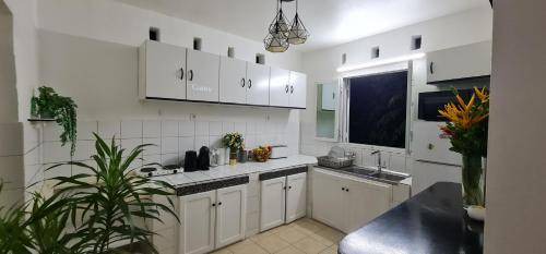 Pamandzi Bed & Breakfast | 158 m² Bed and breakfast ∙ 4 bedrooms ∙ 15 guests