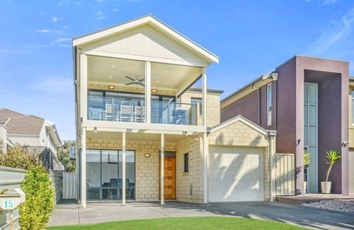 Hayborough House | 15A Elliot - Wi-Fi - Close to Beach