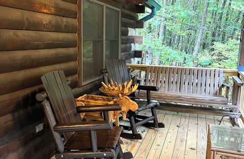 Albrightsville Cabin | 15min to Ski & Hiking, Log Cabin, Indoor Hot Tub, Game Room & Resort Amenities