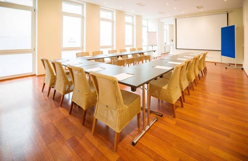 Loretto Hotel | 16 m² Hotel ∙ 1 guest