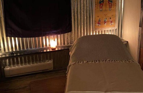 Dawson City Hotel | 16 m² Hotel ∙ 2 guests