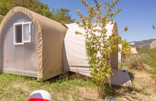 Orpierre Other | 16 m² Tent ∙ 2 bedrooms ∙ 4 guests