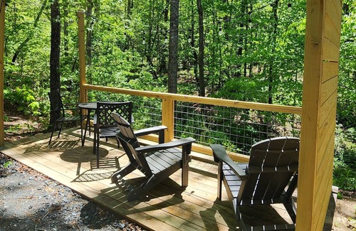 Mill Spring Apartment | 16' Yurt, Dog Friendly, Deck, Dome Skylight, Sleeps 2.