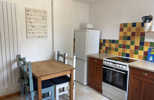 Newmarket Cottage | 160 EXNING ROAD, pet friendly, with open fire in Newmarket
