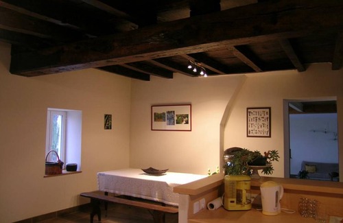 Chirat-l'Eglise Cottage | 160 m² Cabin ∙ 4 bedrooms ∙ 10 guests