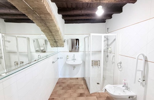 Poreta House | 160 m² Farmhouse ∙ 4 bedrooms ∙ 8 guests
