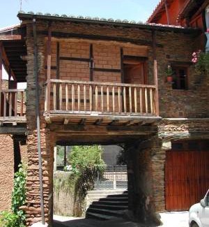 Robledillo de Gata House | 160 m² House ∙ 4 bedrooms ∙ 8 guests