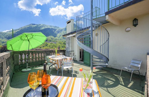 Castello House | 160 m² House ∙ 4 bedrooms ∙ 8 guests
