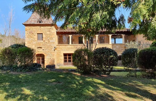 Puy-l'Eveque House | 160 m² House ∙ 5 bedrooms ∙ 10 guests