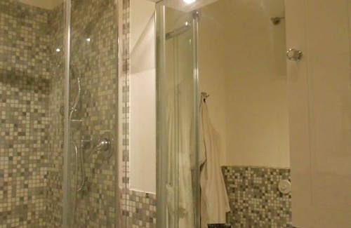 Vanchiglia Resort | 160 m² Private room ∙ 1 bedroom ∙ 1 guest