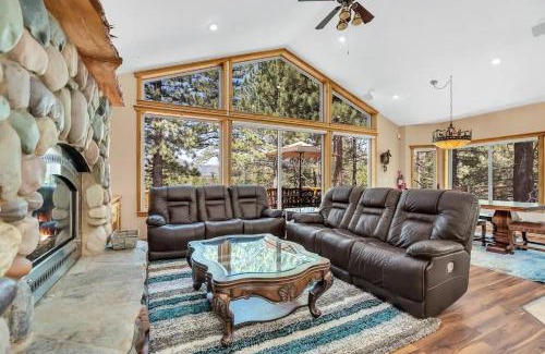 Country Club Estates House | 1603 Bel Aire Circle home
