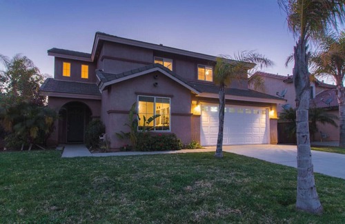 Moreno Valley House | 16215 Grande Isla LTR · Kayak, Backyard Canal Access, Hot tub Getaway!