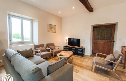 Figeac House | 165 m² Gîte ∙ 4 bedrooms ∙ 8 guests
