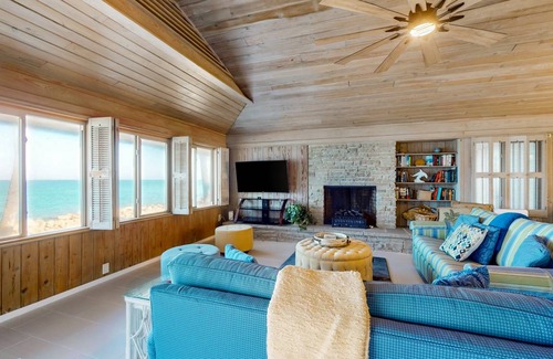Nokomis House | 168 m² House ∙ 3 bedrooms ∙ 8 guests
