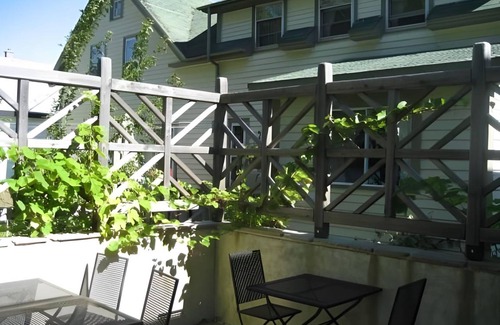 Queens House | 168 m² Motel ∙ 6 guests
