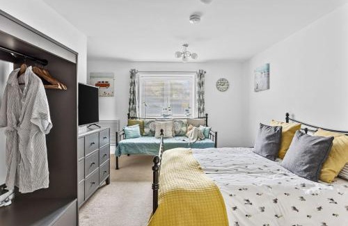 Torcross House | 17 At The Beach, Torcross