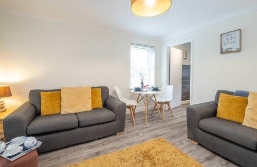 Aldeburgh Apartment | 17 Britten Close - Aldeburgh Coastal Cottages