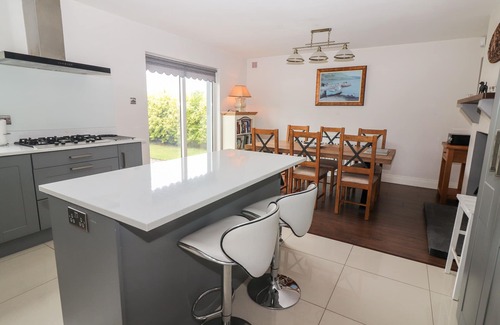 Killorglin Cottage | 17 CLOVER HILL, pet friendly in Killorglin, County Kerry