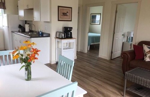 Alburg House | #17 Isle View - Fishing, Sunsets, Beaches, Golfing