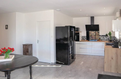 Lachapelle-sous-Aubenas House | 170 m² House ∙ 6 bedrooms ∙ 12 guests