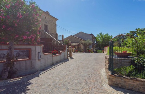 Crecchio Other | 170 m² Accommodation ∙ 4 bedrooms ∙ 12 guests