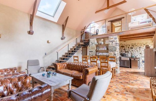 Pleboulle House | 170 m² House ∙ 3 bedrooms ∙ 4 guests
