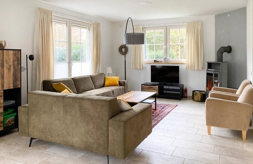 Zeewolde House | 170 m² House ∙ 3 bedrooms ∙ 6 guests