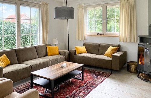 Zeewolde House | 170 m² House ∙ 3 bedrooms ∙ 6 guests