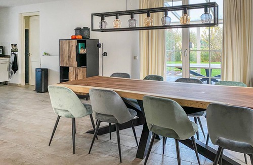 Zeewolde House | 170 m² House ∙ 3 bedrooms ∙ 6 guests