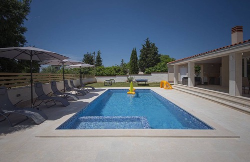 Divsici House | 170 m² House ∙ 3 bedrooms ∙ 8 guests