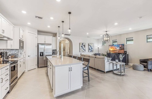 River Hall House | 17033 River Hall Single Family Home