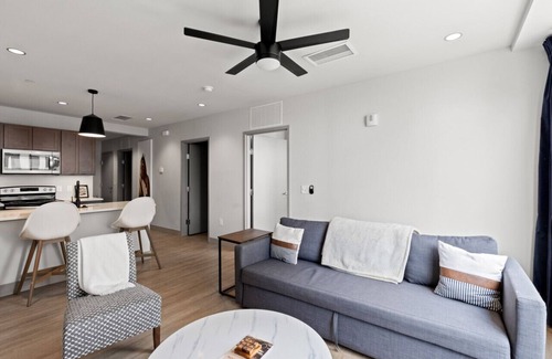 Martin Luther King Condo | 175 LEX - Two Bedroom Condo, Walkable Downtown!