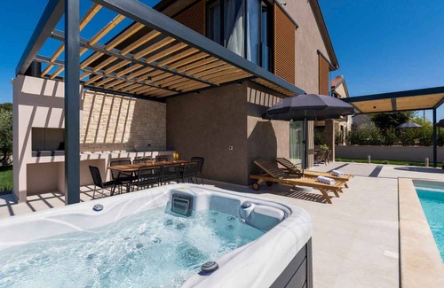 Kadumi Villa | 175 m² Villa ∙ 3 bedrooms ∙ 6 guests