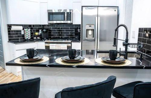 North Philadelphia West Apartment | 177 m² Apartment ∙ 2 bedrooms ∙ 4 guests