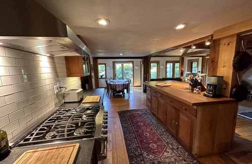 Williamsville House | 1770 House - An end of a dirt road hideaway where you can relax and unwind.