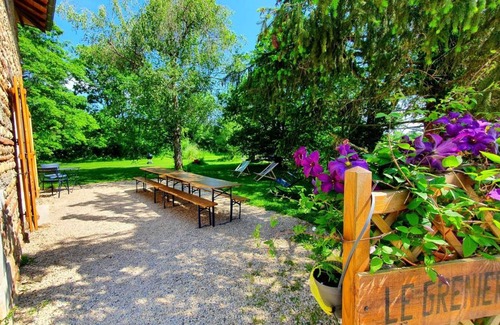 Dompierre-sur-Veyle House | 178 m² Gîte ∙ 5 bedrooms ∙ 15 guests