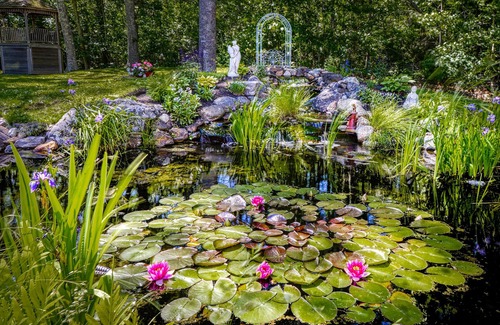 Orland House | 1790 Historic home on the Narramissic River in Orland Village