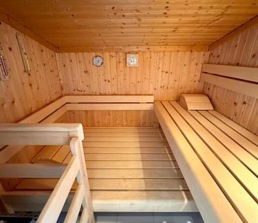 Mondsee Apartment | 17er Apartment mit Sauna und privater Garage