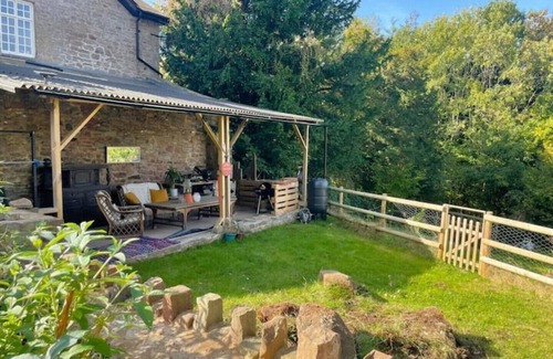 Symonds Yat Cottage | 17th Century Stone Holiday Cottage - Wye Valley and the Forest of Dean
