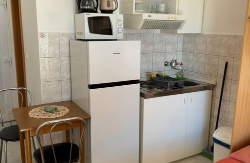 Jesenice Apartment | 18 m² Studio flat ∙ 1 bedroom ∙ 2 guests