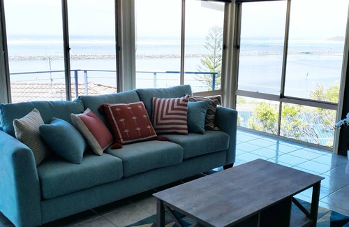 Harrington House | 180 Degree Views of Pure Relaxation and Serenity