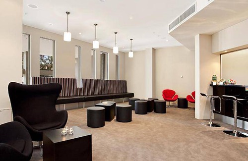 Newcastle West Apartment | 180 m² Apartment ∙ 10 guests