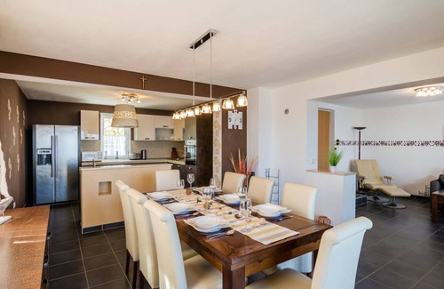 Zagorje House | 180 m² Apartment ∙ 4 bedrooms ∙ 9 guests