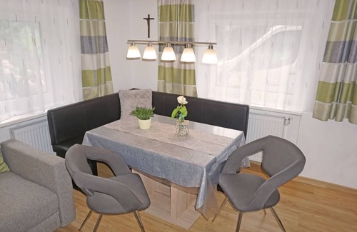 Wenns Apartment | 180 m² Apartment ∙ 5 bedrooms ∙ 10 guests